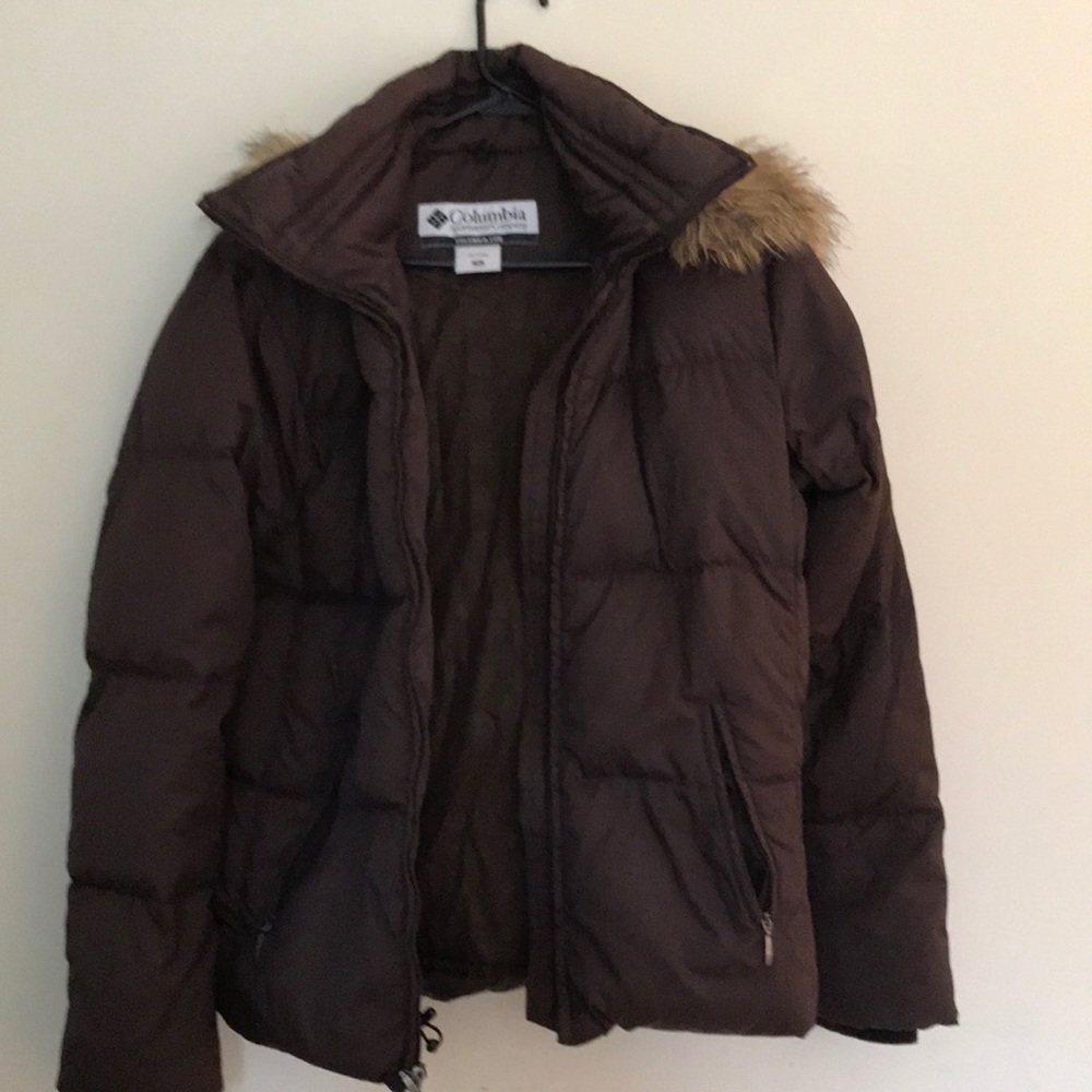 Columbia brown size medium down puffer jacket